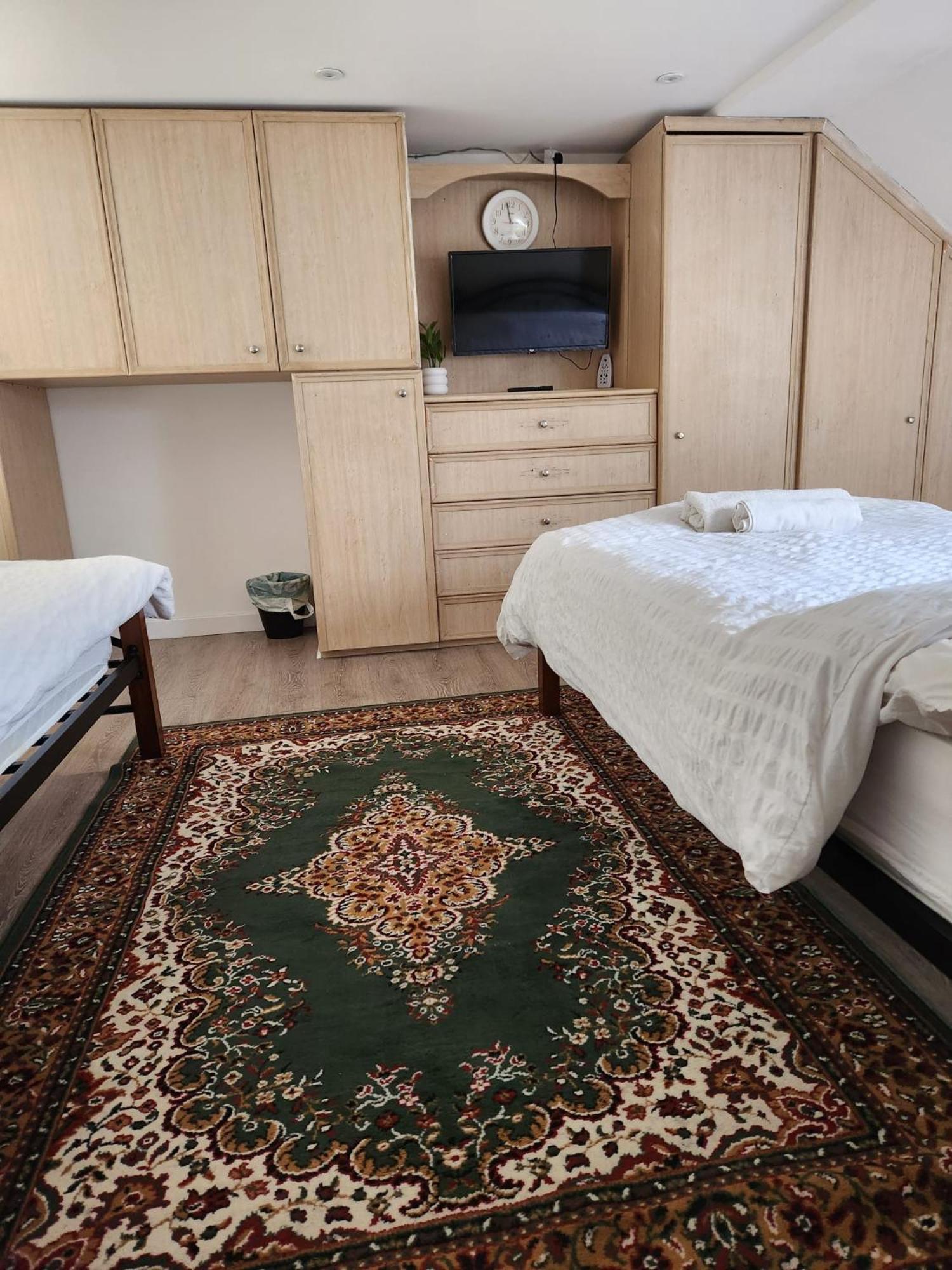 The London En-Suite Ilford Exterior photo